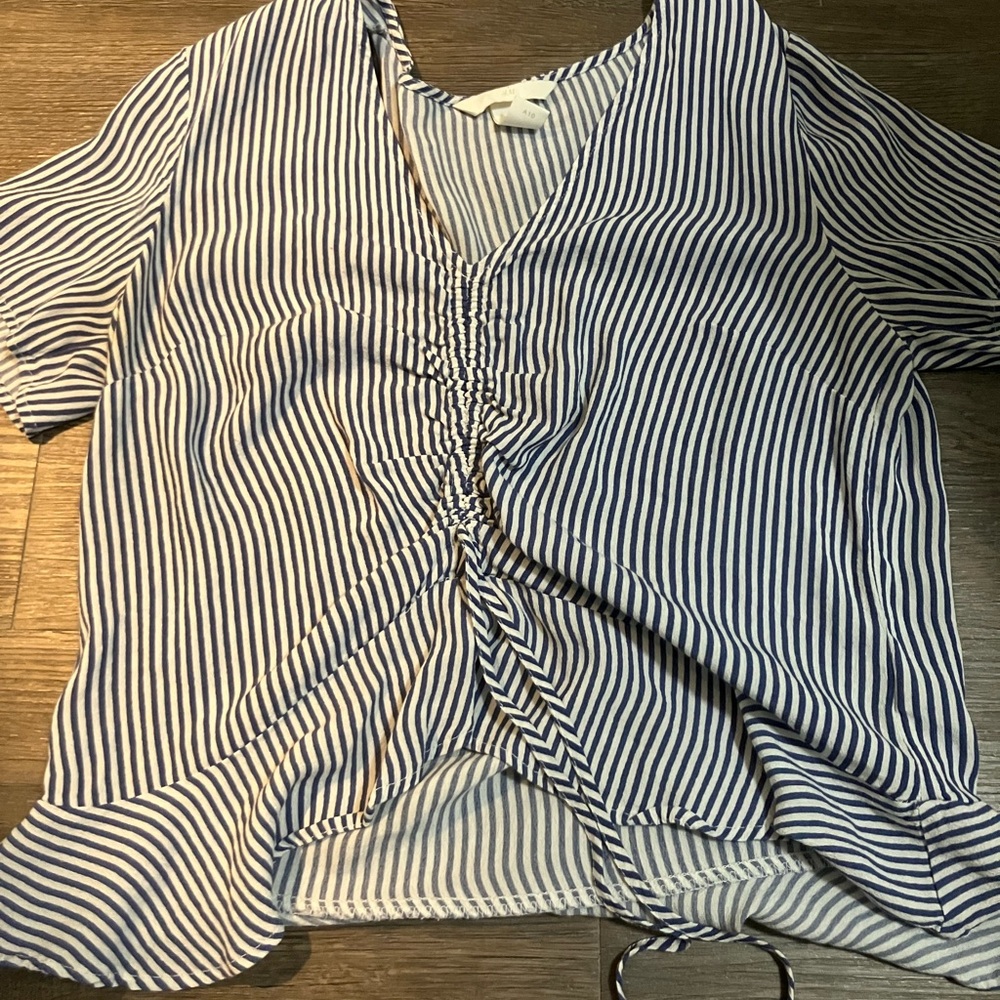 H&M Black and White Ruched Tie Front Blouse